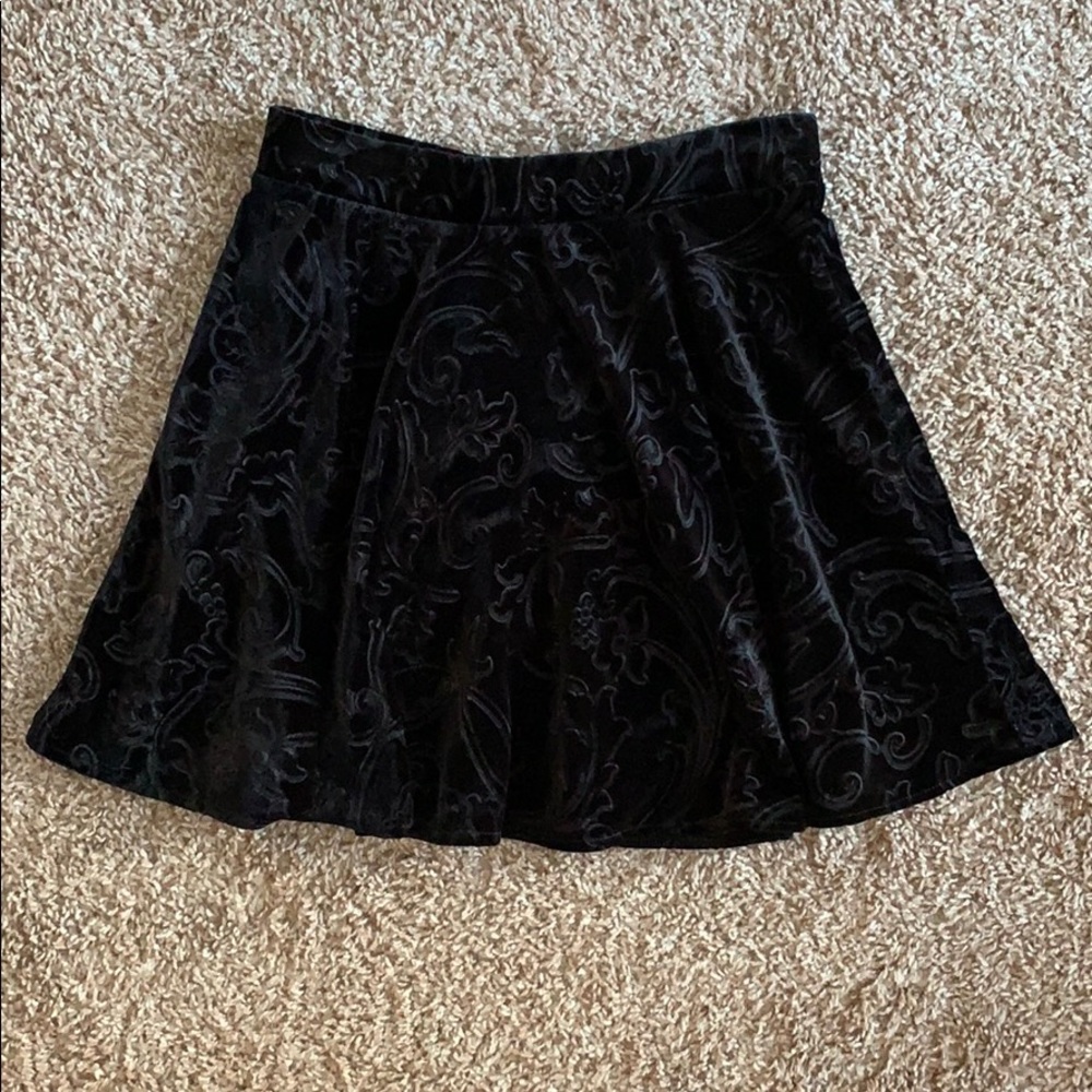 Forever 21 Black Velvet Skirt